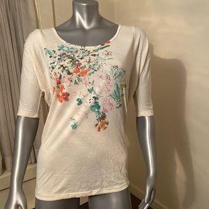 Free people flowy mid sleeve top